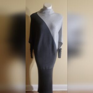 Chic Two-Tone Maxi Dress